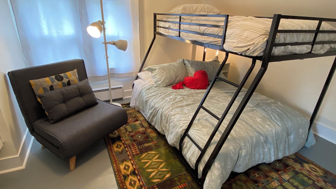 Photo of Bedroom in Warrensburg