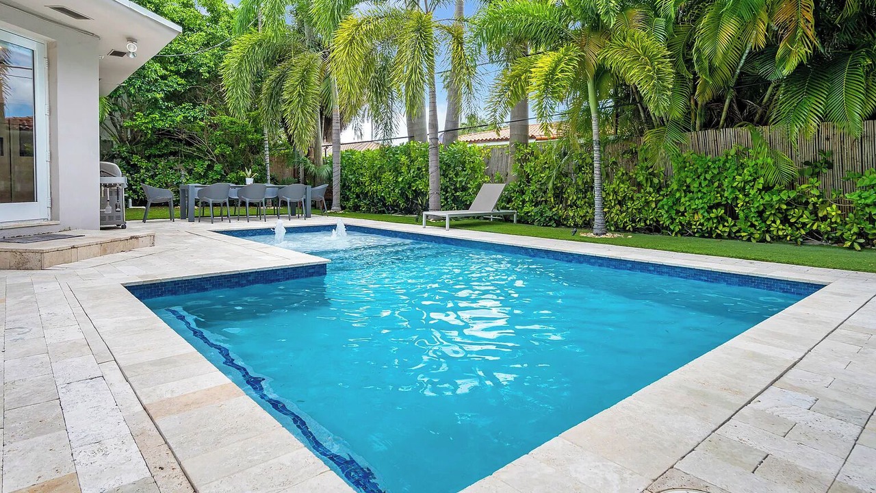 Photo of Outdoor in North Bay Village