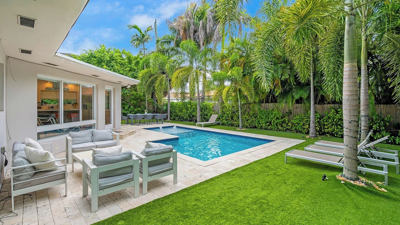 Photo of Outdoor in North Bay Village
