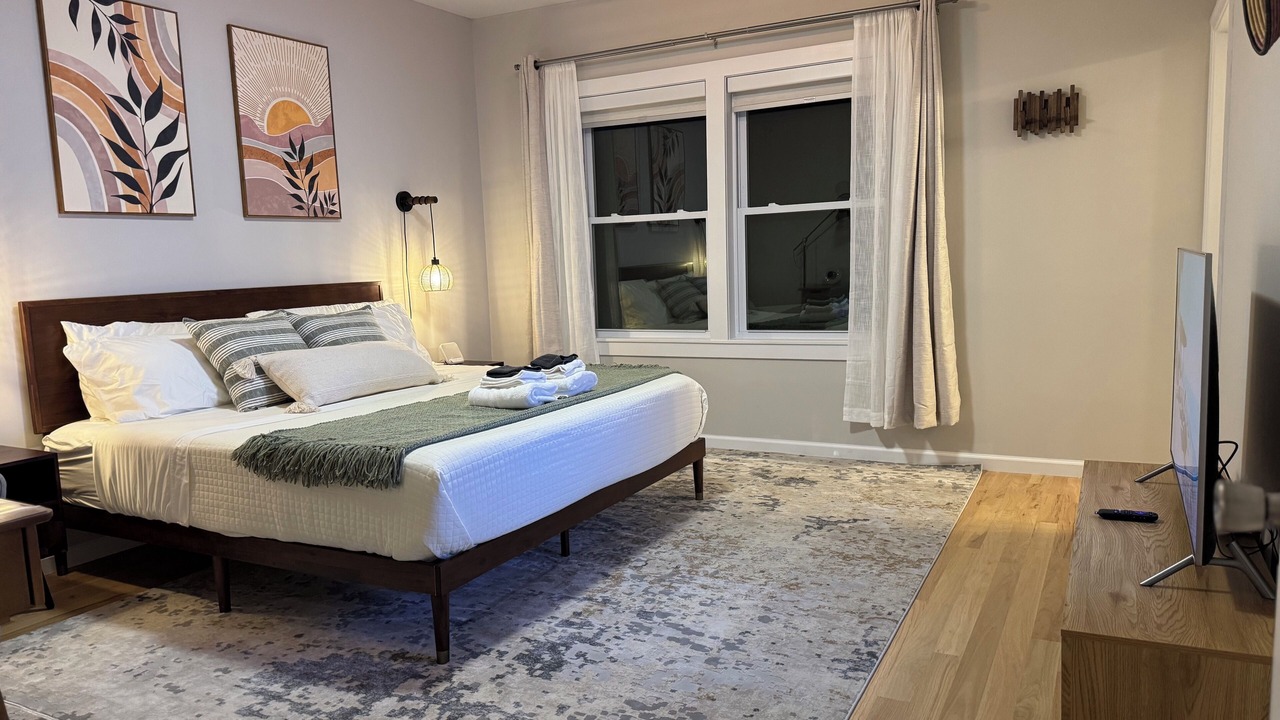 Photo of Bedroom in Communipaw