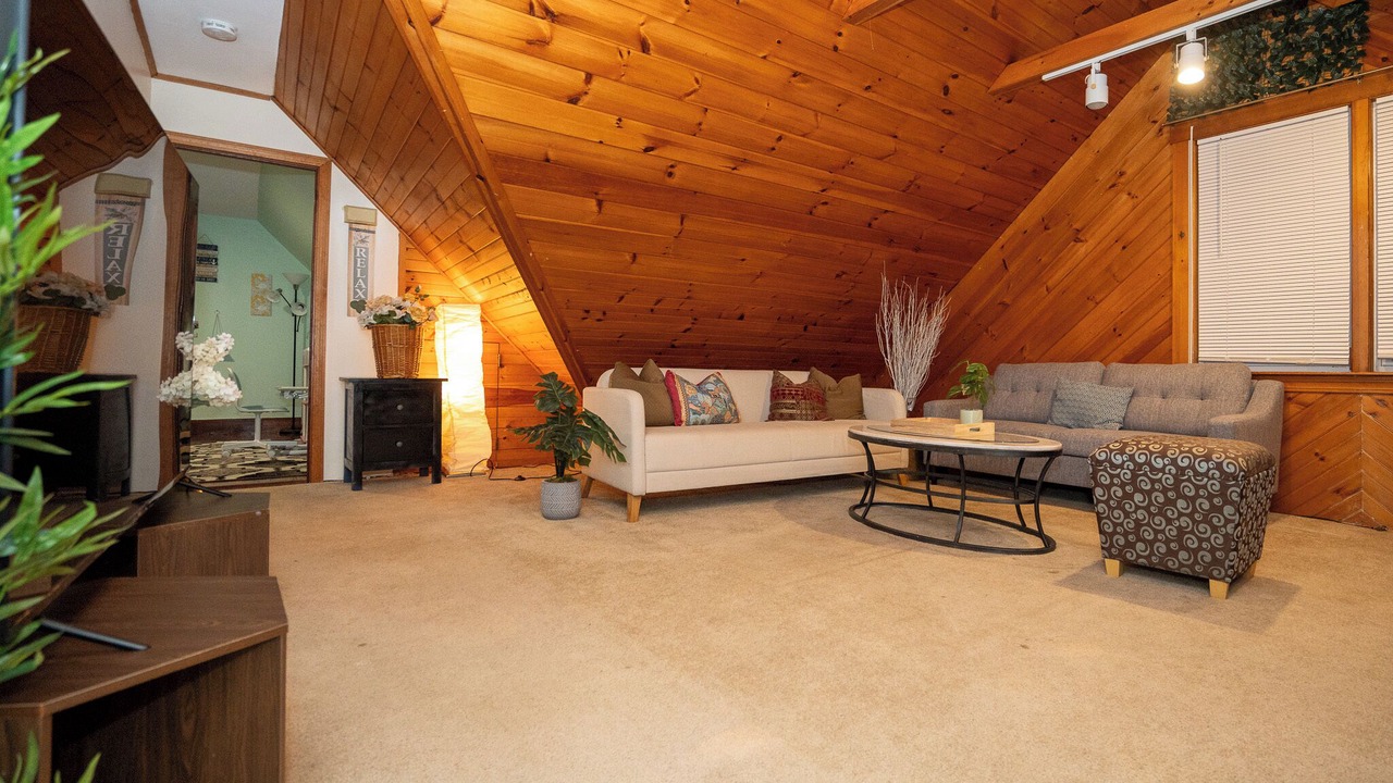 Photo of Livingroom in Milton