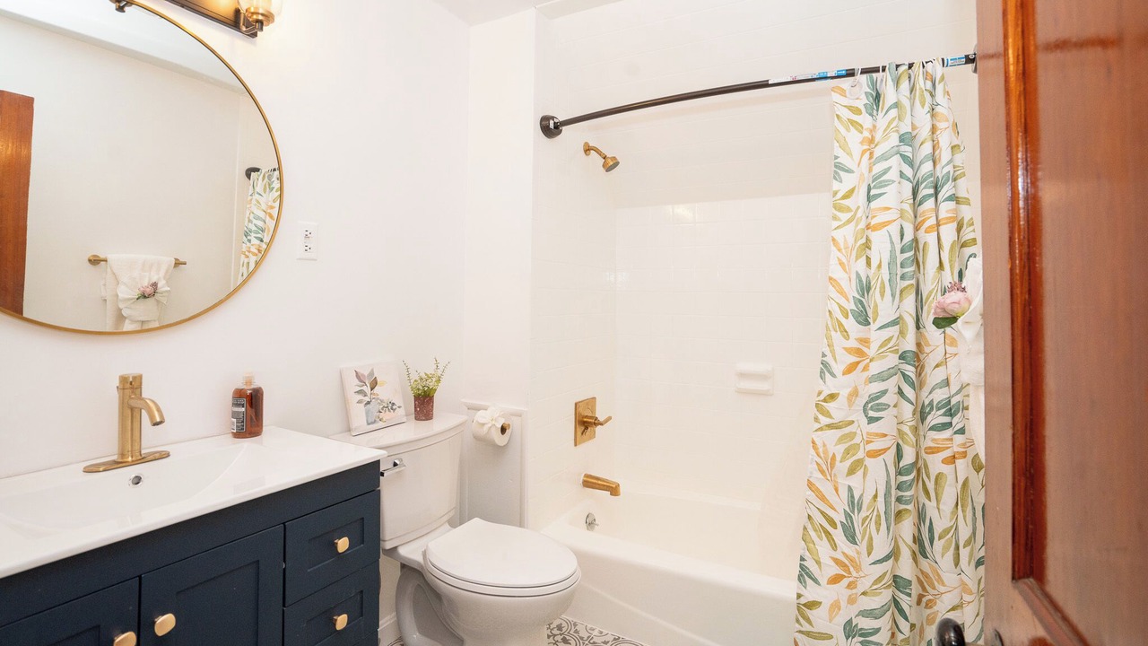 Photo of Bathroom in Milton