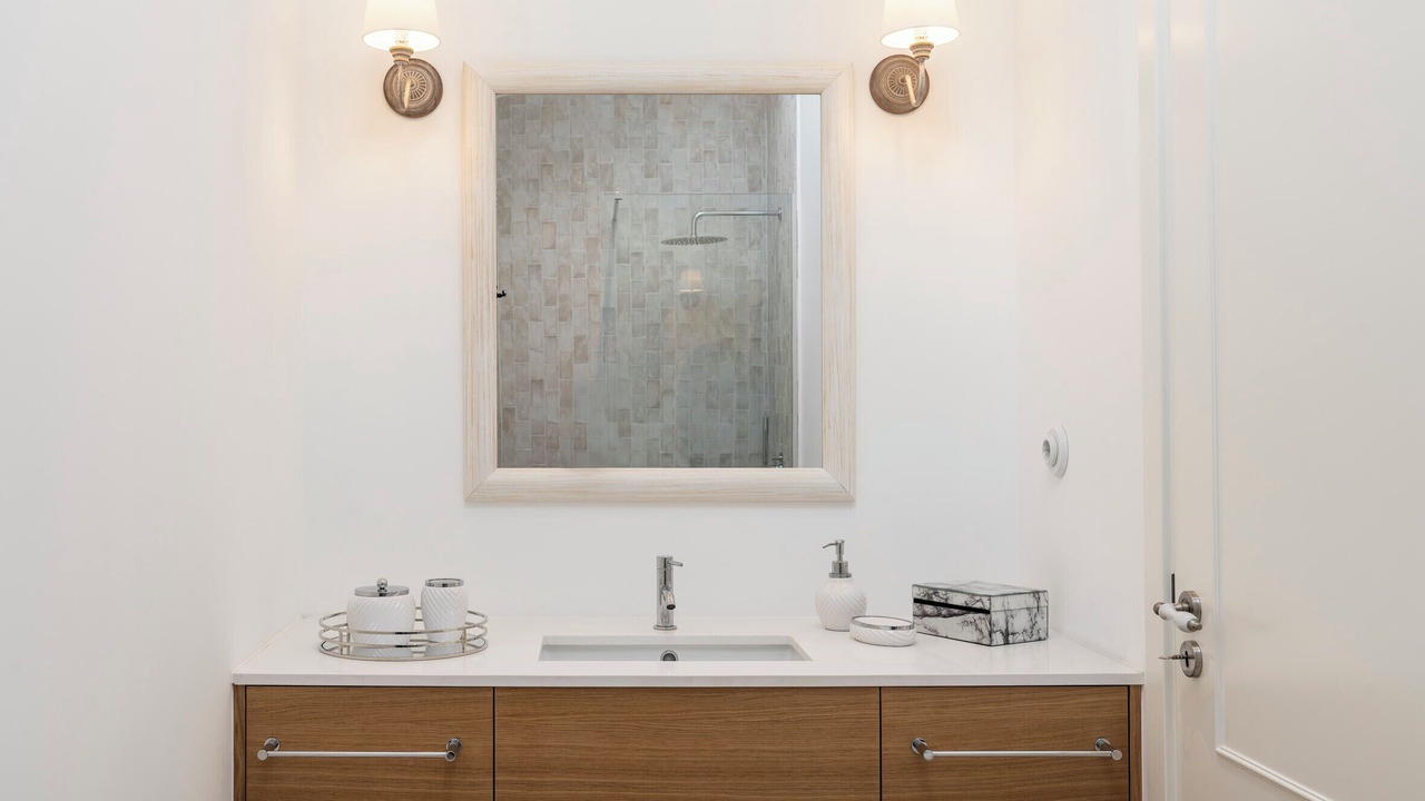 Photo of Bathroom in Prazeres