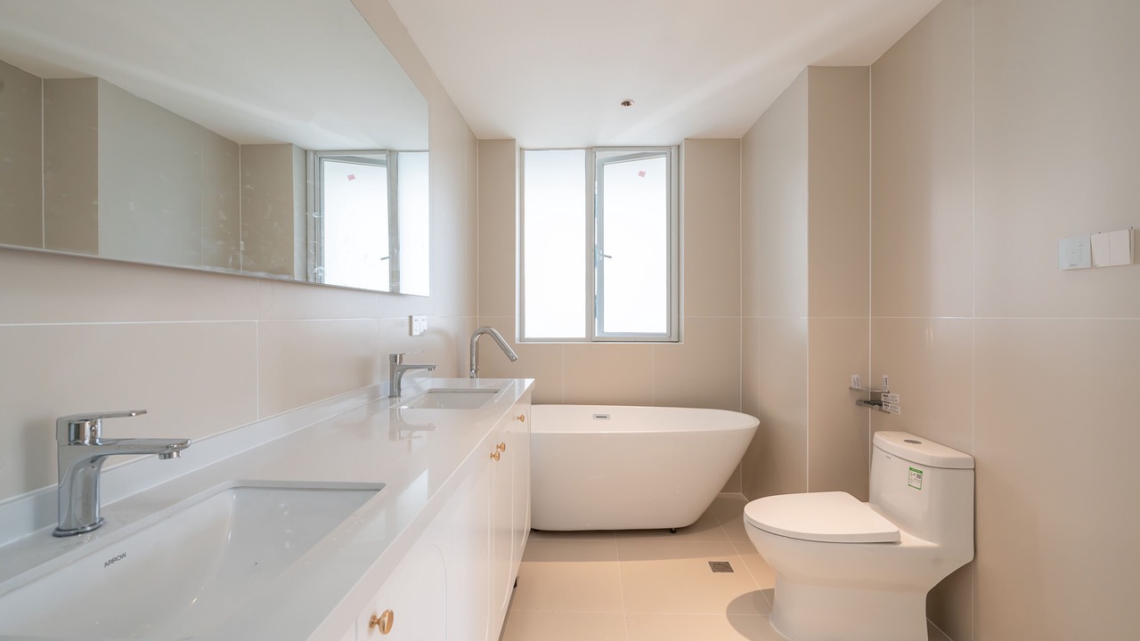 Photo of Bathroom in Downtown Shanghai