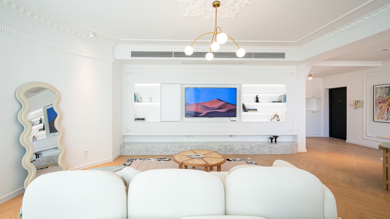 Photo of Livingroom in Downtown Shanghai