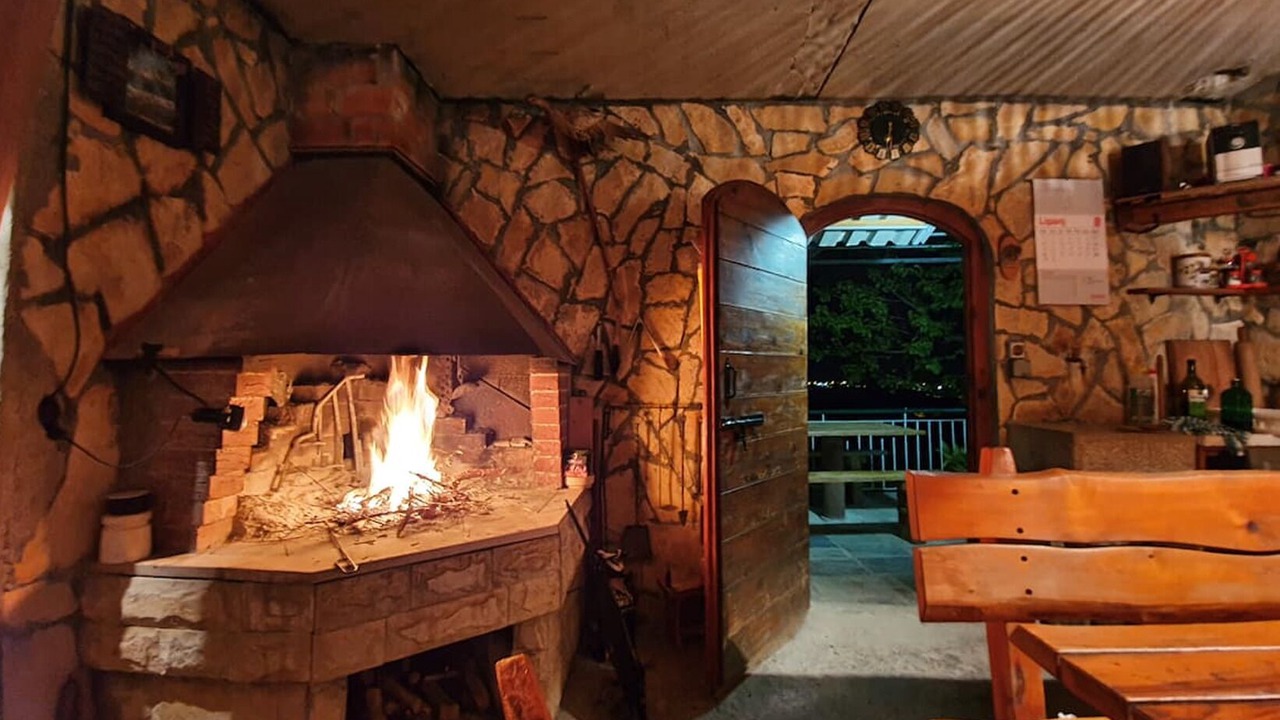 Photo of Outdoor in Mravince