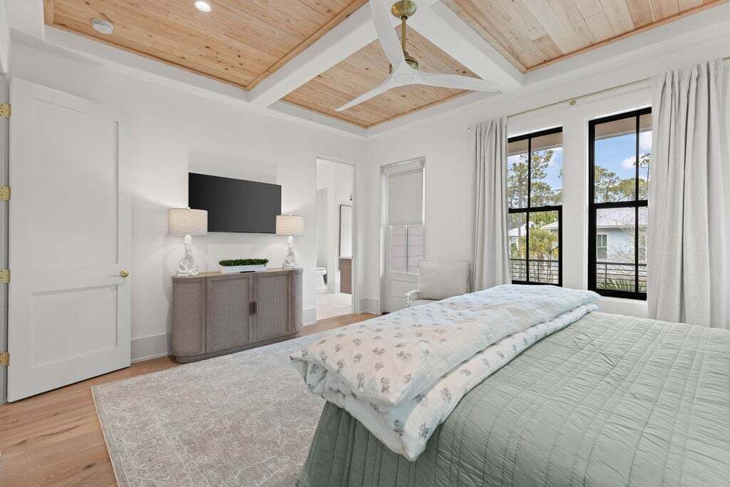 Photo of Bedroom in Treetop
