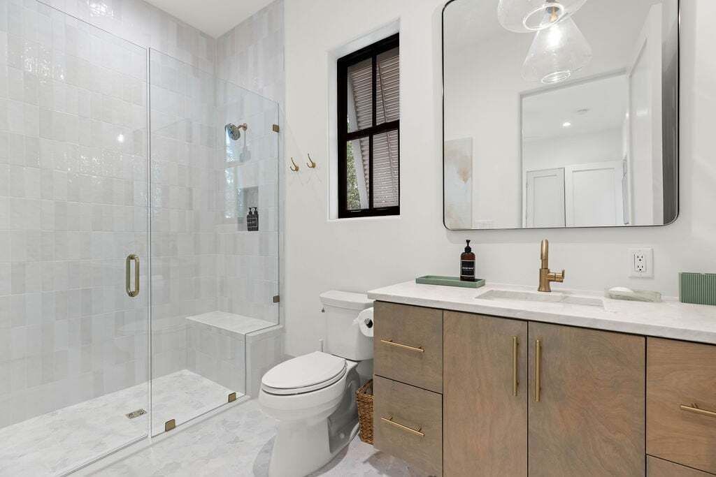 Photo of Bathroom in Treetop