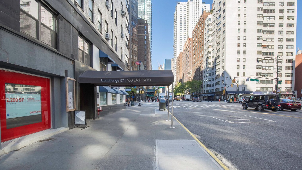 Photo of Others in Sutton Place