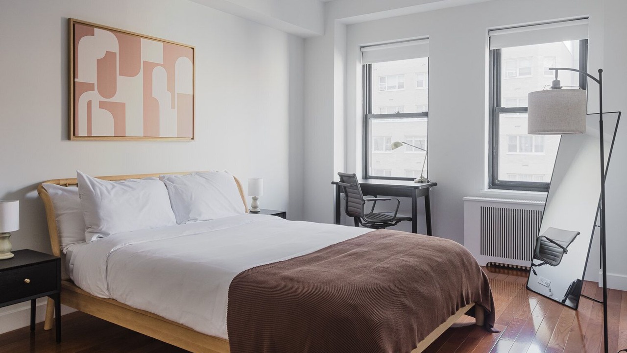 Photo of Bedroom in Sutton Place