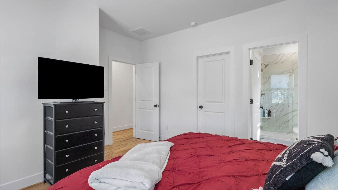 Photo of Bathroom in Mosby