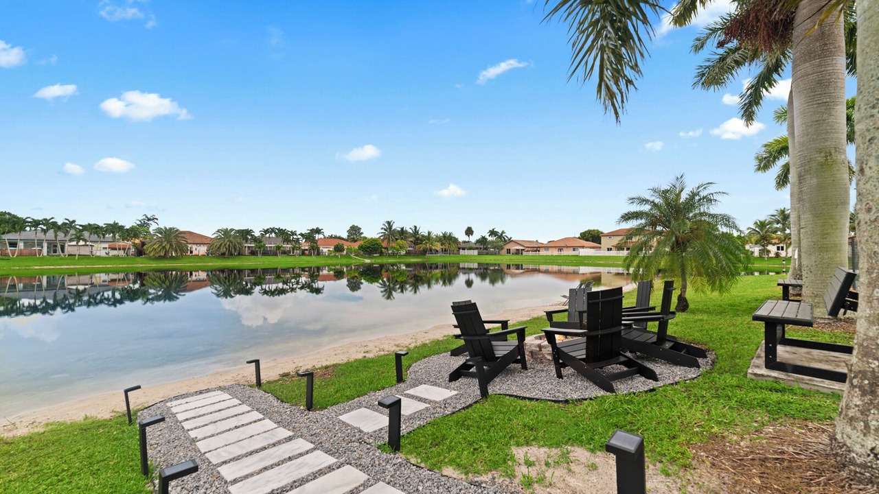 Photo of Outdoor in Ludlam