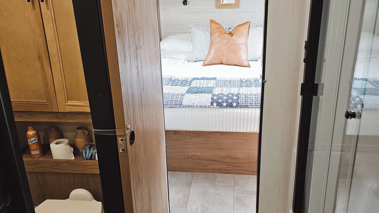 Photo of Bedroom in Kurtz