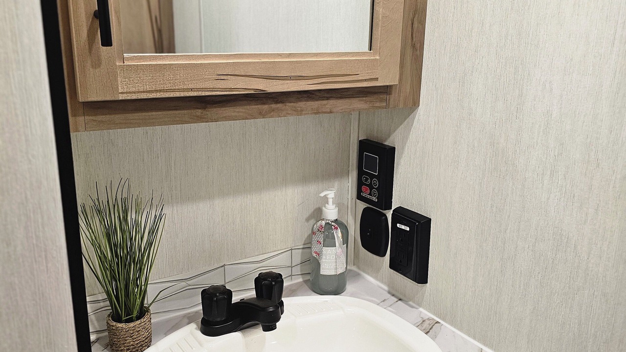 Photo of Bathroom in Kurtz