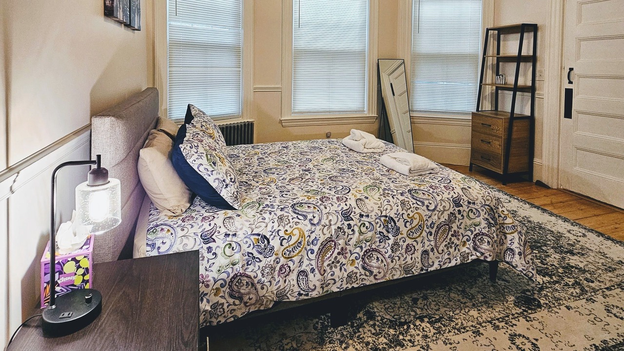 Photo of Bedroom in Inman Square