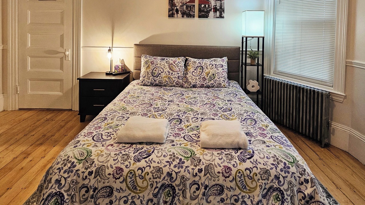 Photo of Bedroom in Inman Square