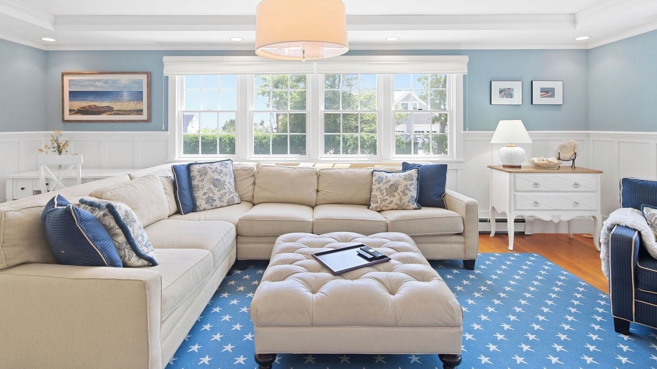 Photo of Livingroom in West Hyannisport