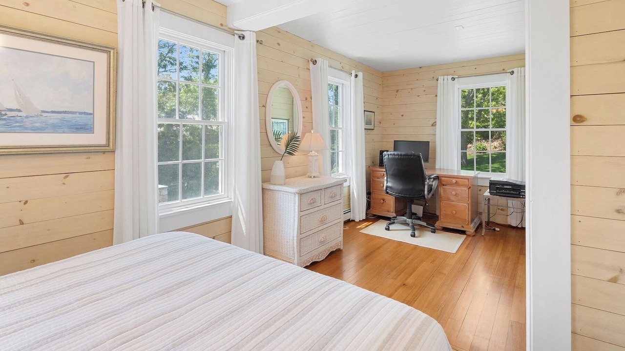 Photo of Bedroom in West Hyannisport