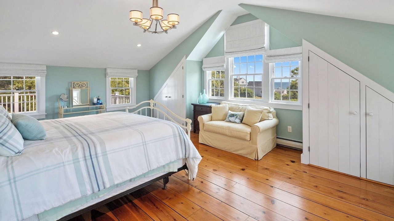 Photo of Bedroom in West Hyannisport