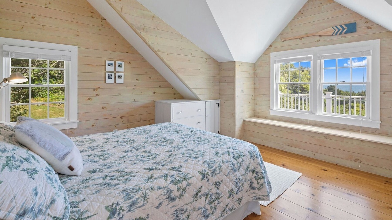 Photo of Bedroom in West Hyannisport