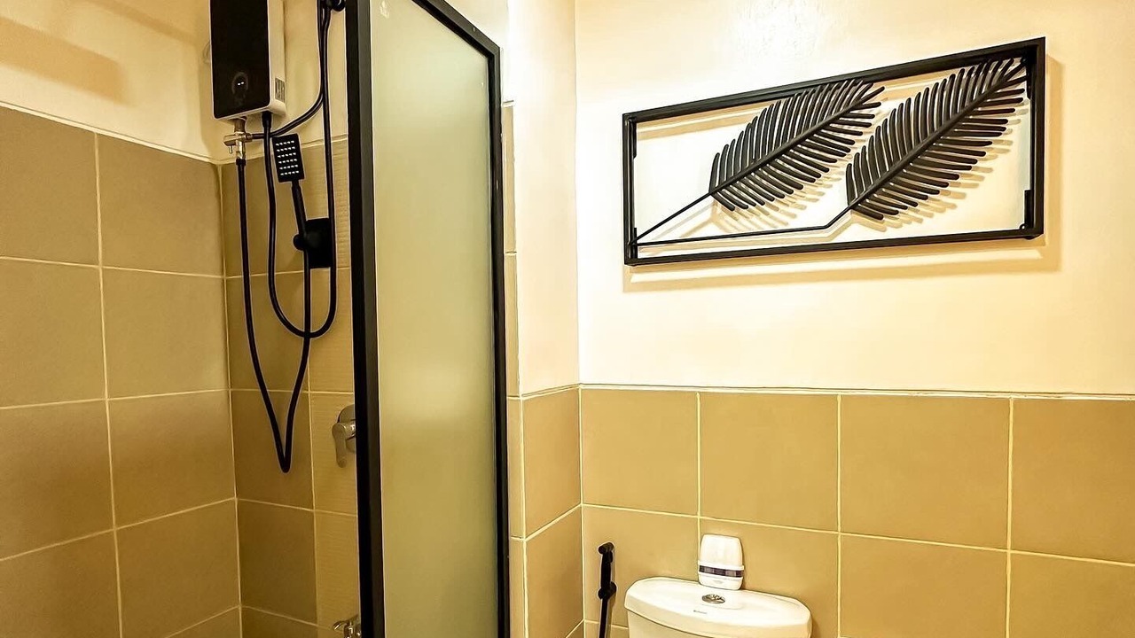 Photo of Bathroom in Las Pinas