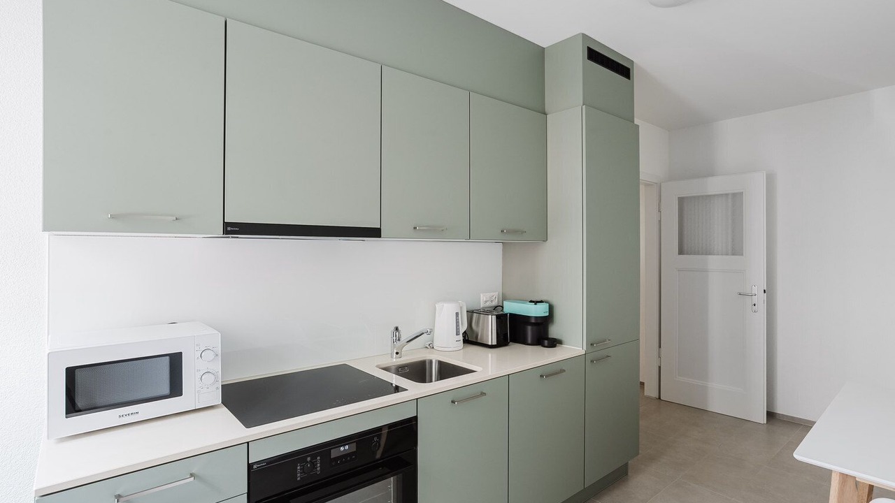 Photo of Kitchen in Iselin