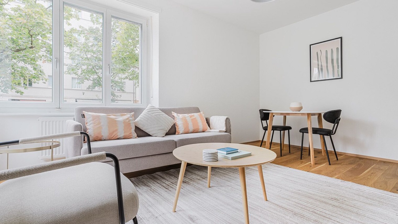 Photo of Livingroom in Iselin