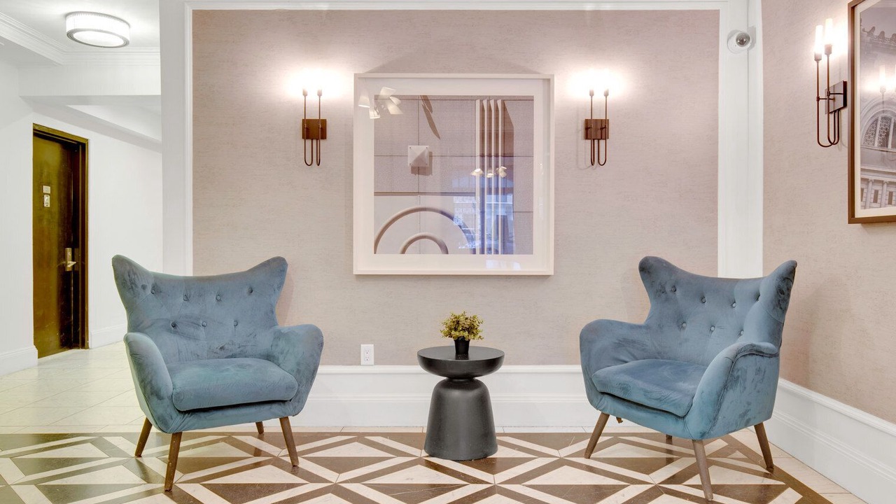 Photo of Bedroom in Bloomingdale