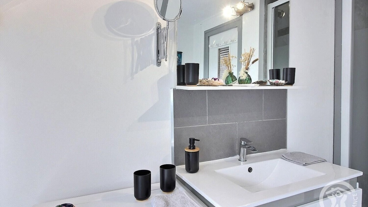 Photo of Bathroom in Plerin
