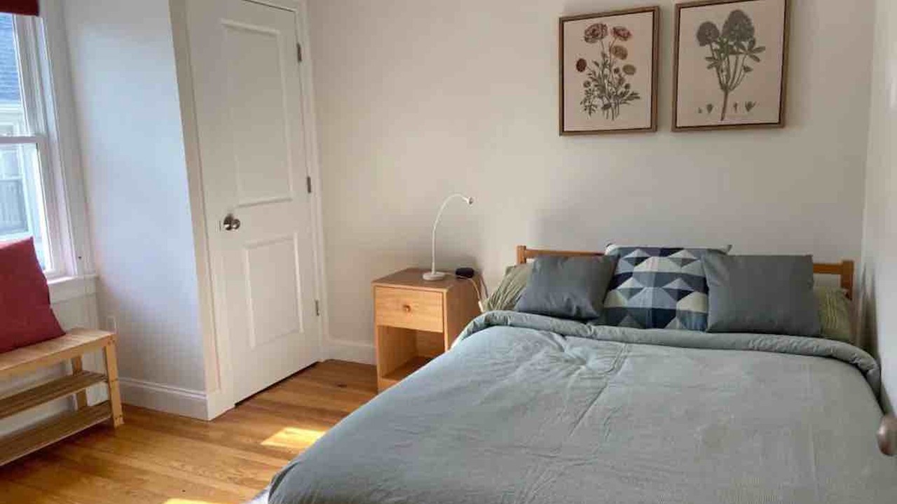 Photo of Bedroom in South Side
