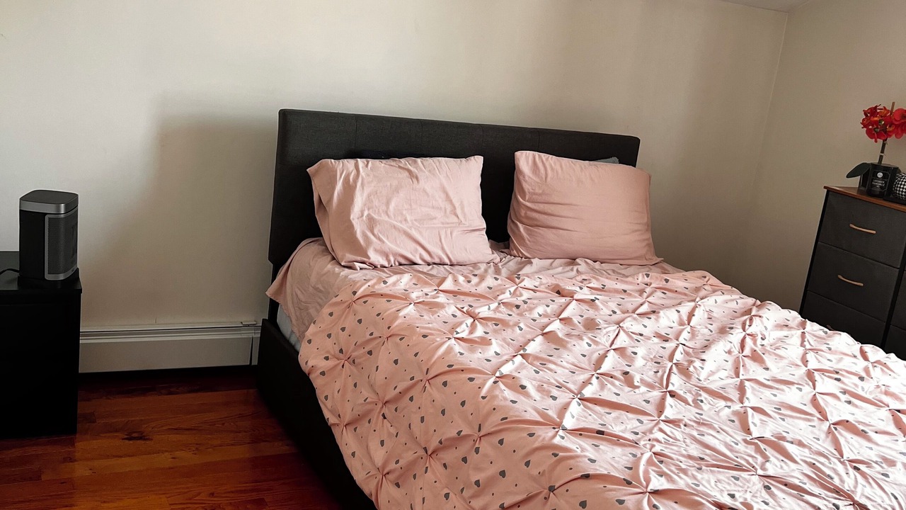 Photo of Bedroom in Clason Point