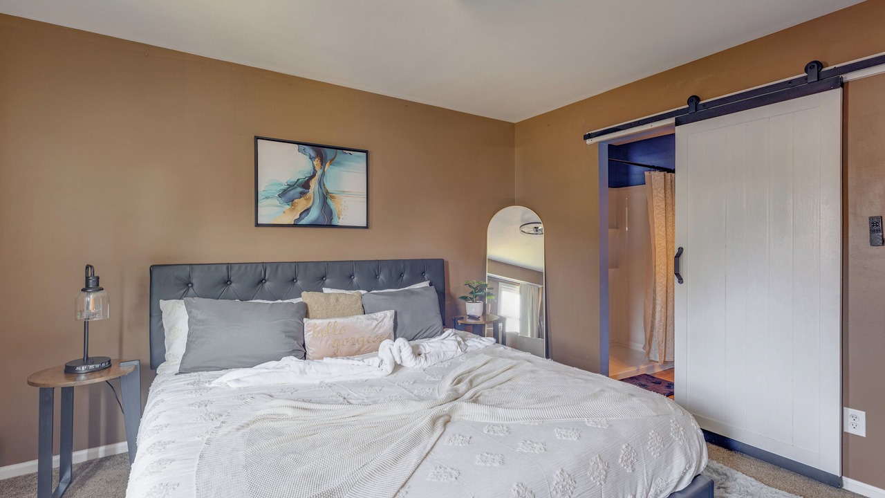 Photo of Bedroom in Newport News