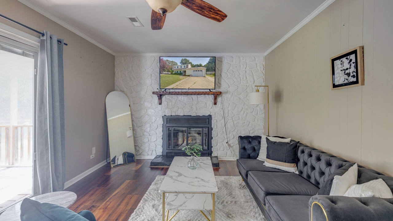 Photo of Livingroom in Newport News