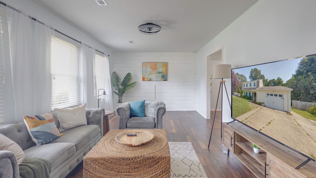 Photo of Livingroom in Newport News