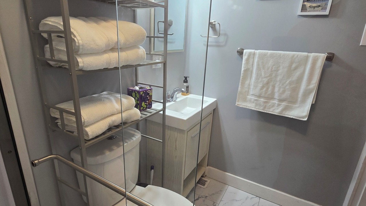 Photo of Bathroom in Mount Carmel