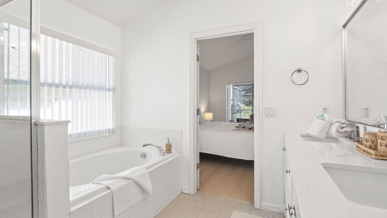 Photo of Bathroom in Highgate Park