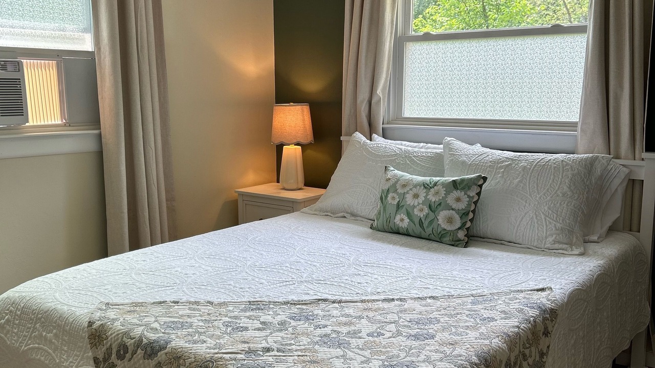Photo of Bedroom in Corning