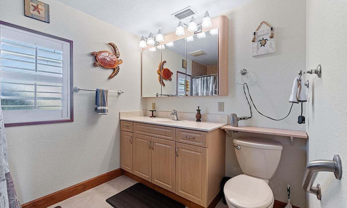 Photo of Bathroom in Painters Hill