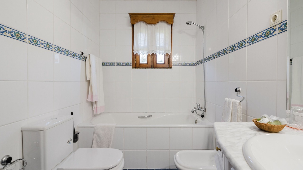 Photo of Bathroom in Arcos de Valdevez