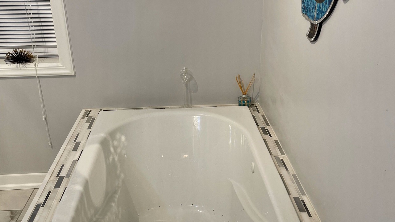 Photo of Bathroom in Town of Richmond