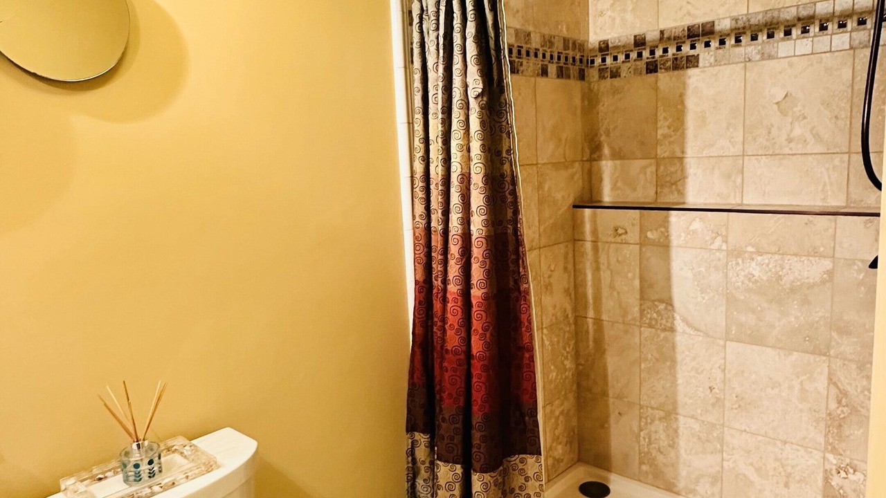 Photo of Bathroom in Town of Richmond