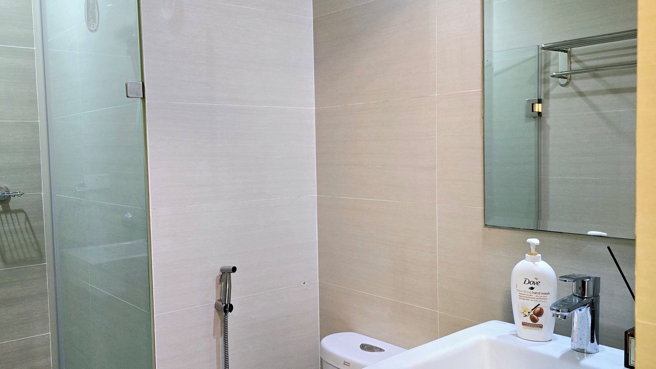 Photo of Bathroom in Moonwalk