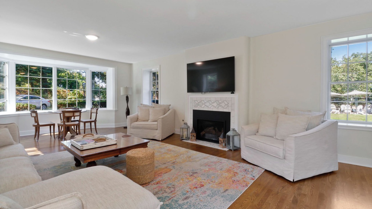 Photo of Livingroom in Long Beach