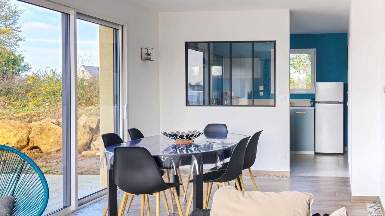Photo of Livingroom in Plevenon