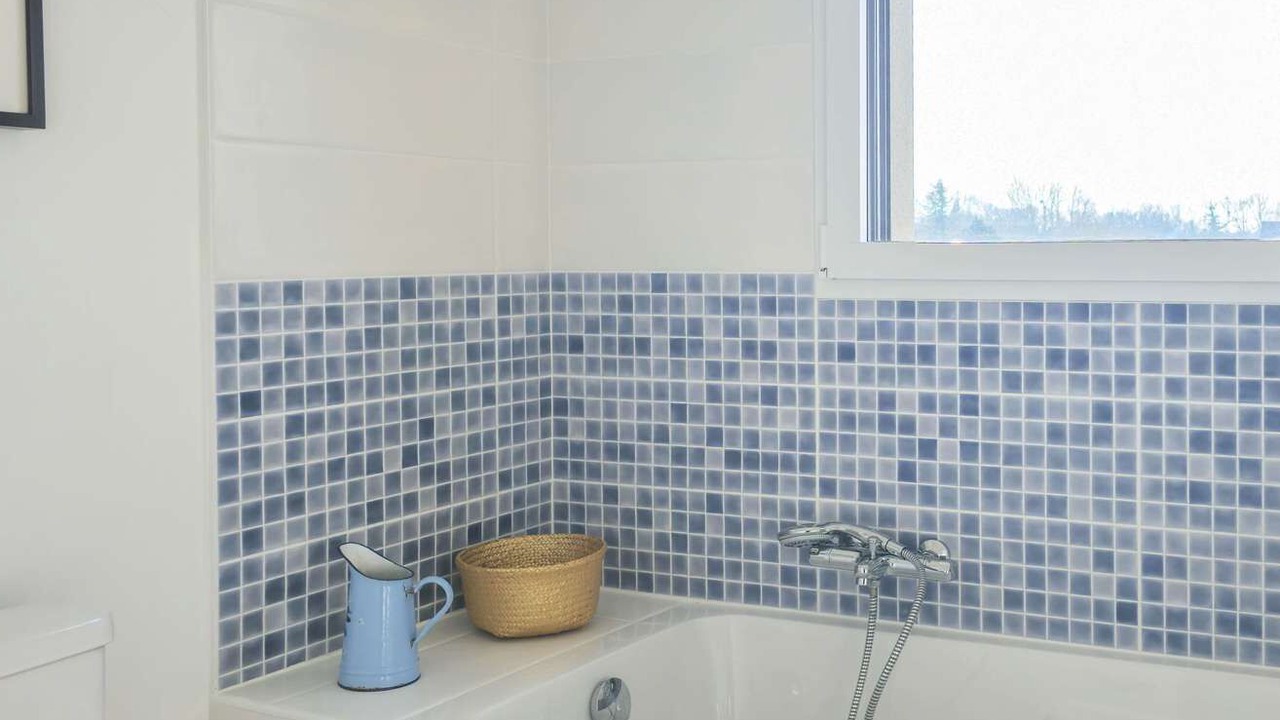 Photo of Bathroom in Plevenon