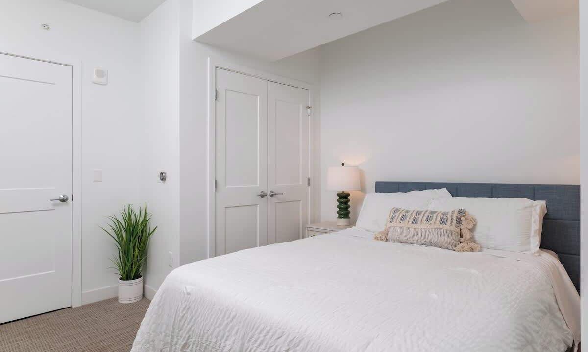 Photo of Bedroom in Central Square