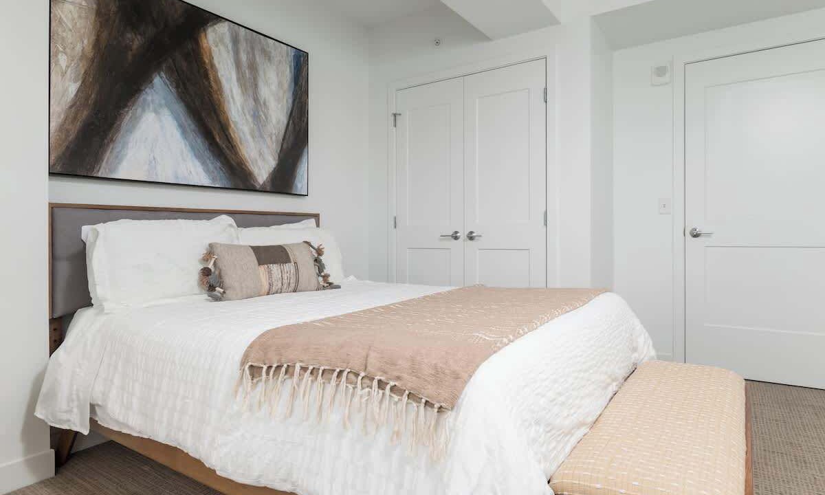 Photo of Bedroom in Central Square