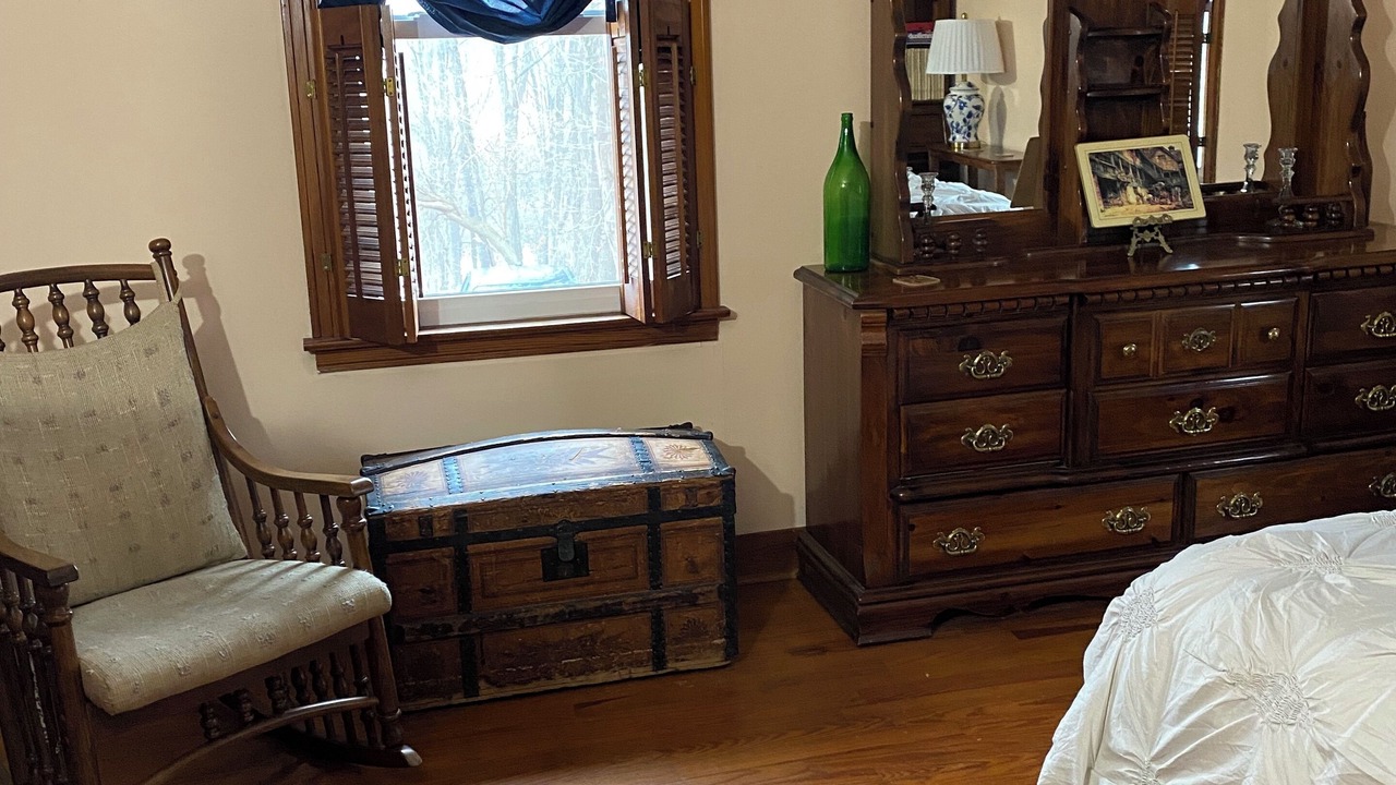 Photo of Bedroom in Oswego