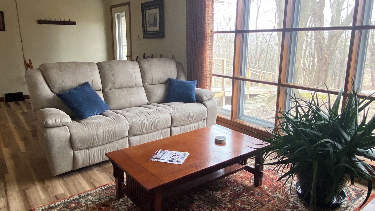 Photo of Livingroom in Oswego