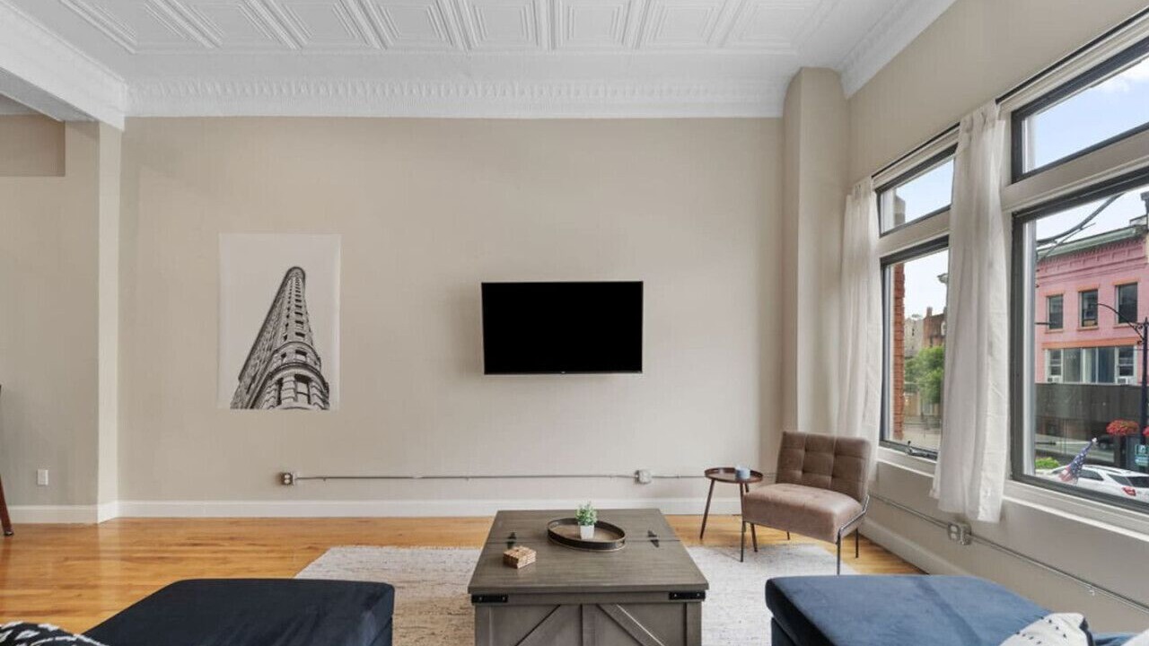 Photo of Livingroom in Binghamton